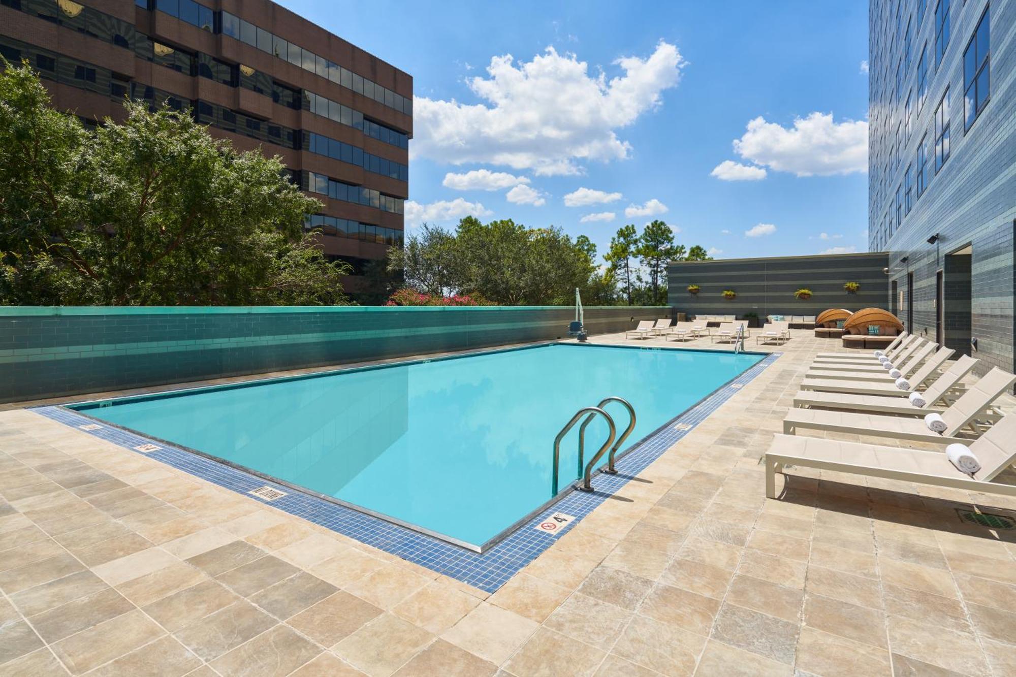Hotel Hilton Houston North Esterno foto